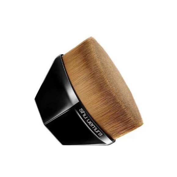 Shu Uemura Petal 55 Foundation Brush New in Box - Picture 2 of 2